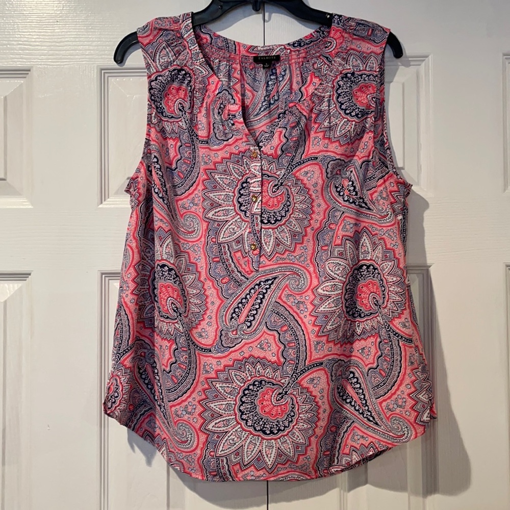 Sleeveless Blouse